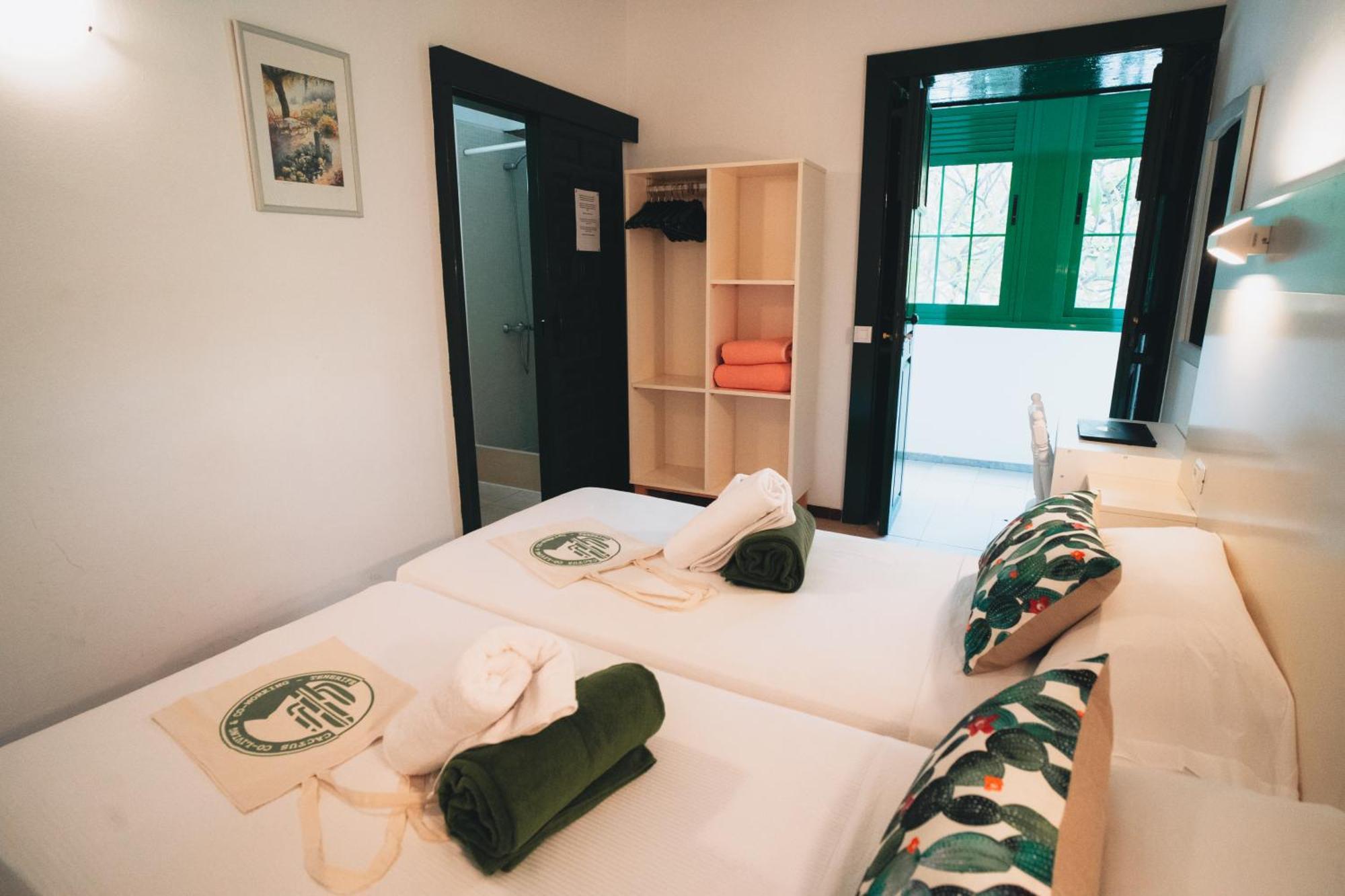 Cactus Hostel San Sebastián de la Gomera Екстериор снимка